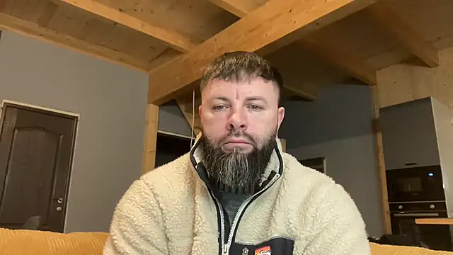 Snapshot of AlphaSparks chatting on 18, 12, 2025 AlphaSparks online show from 18, 12, 2025