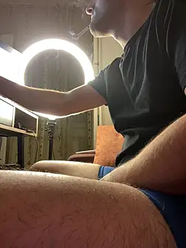 Snapshot of MarkReeds chatting on 5, 2, 2025 MarkReeds online show from 5, 2, 2025