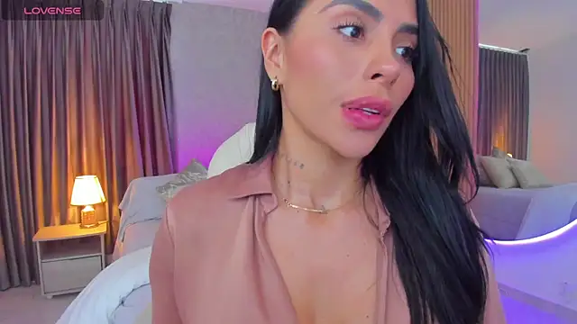 Sarah Stone  online show from 2, 10, 2025