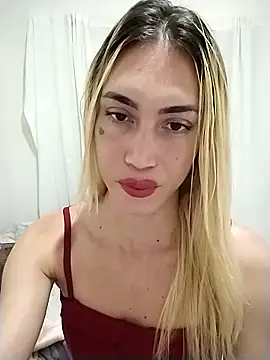 Snapshot of Ellenurach chatting on 18, 12, 2025 Ellenurach online show from 18, 12, 2025