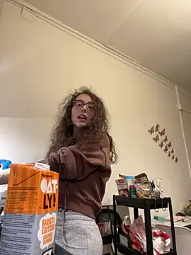 ladyturtle online show from 20, 3, 2026