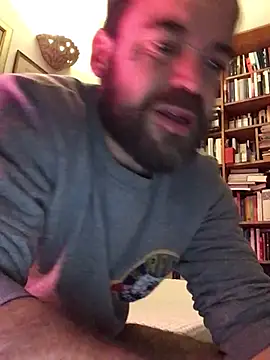 fuckerplayer1 online show from 25, 4, 2026