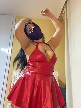 White-Petite online show from 28, 2, 2026