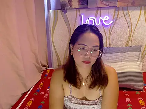 BURBERRY69 online show from 28, 2, 2026