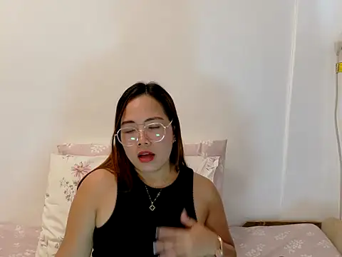BURBERRY69 online show from 12, 5, 2026