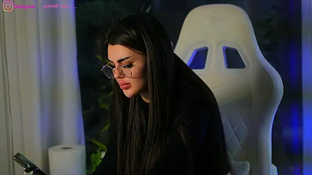 perfectt33n online show from 21, 12, 2024