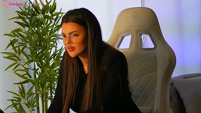 perfectt33n online show from 13, 2, 2025