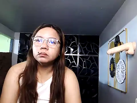 ambersmile online show from 7, 3, 2025