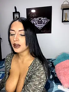 Snapshot of Shantal_Lovee chatting on 24, 10, 2025 Shantal Lovee online show from 24, 10, 2025