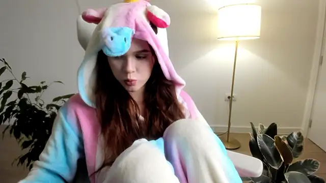 Snapshot of Pokemeboy chatting on 30, 11, 2025 Pokemeboy online show from 30, 11, 2025