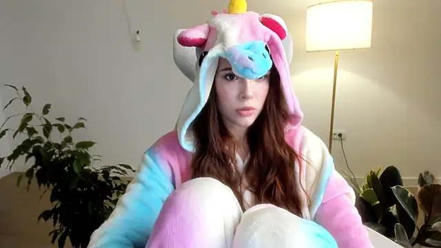 Snapshot of Pokemeboy chatting on 5, 12, 2025 Pokemeboy online show from 5, 12, 2025