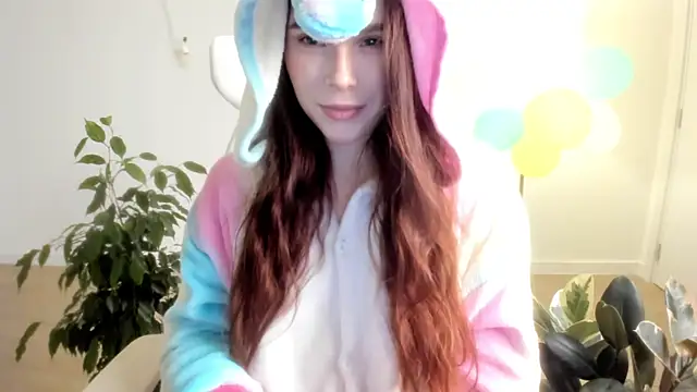 Snapshot of Pokemeboy chatting on 16, 12, 2025 Pokemeboy online show from 16, 12, 2025