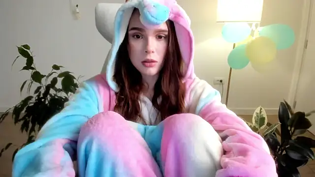 Snapshot of Pokemeboy chatting on 19, 12, 2025 Pokemeboy online show from 19, 12, 2025