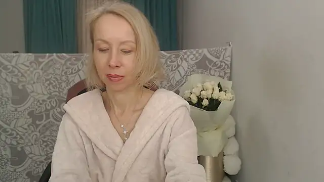 LuxuryNika online show from 27, 11, 2025