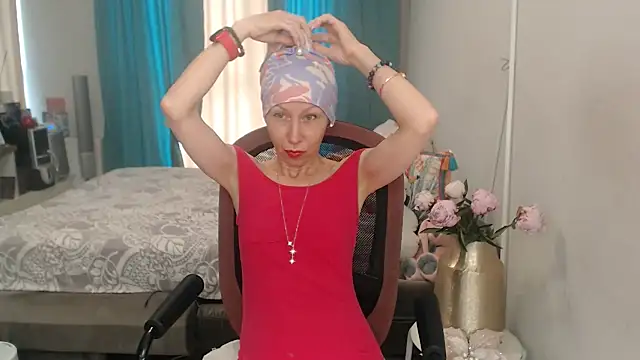 Snapshot of LuxuryNika chatting on 13, 7, 2026 LuxuryNika online show from 13, 7, 2026