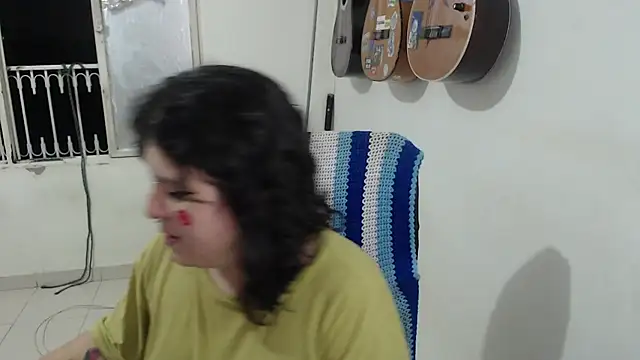 Snapshot of Smoke_trip_Alicia chatting on 26, 10, 2025 Smoke trip Alicia online show from 26, 10, 2025