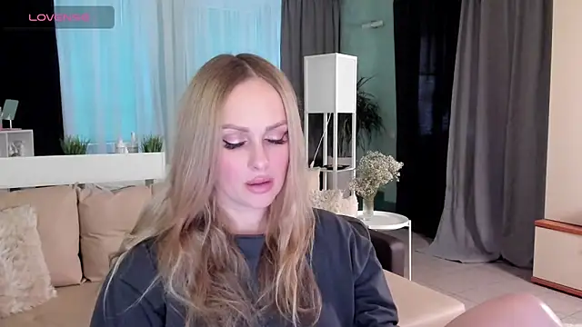 Libby Nora online show from 31, 1, 2025