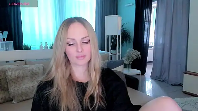 Libby Nora online show from 4, 2, 2025