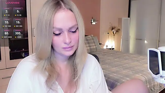 Libby Nora online show from 8, 11, 2025