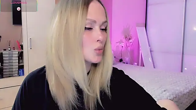 Snapshot of Libby_Nora chatting on 9, 5, 2026 Libby Nora online show from 9, 5, 2026