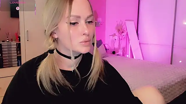 Snapshot of Libby_Nora chatting on 11, 5, 2026 Libby Nora online show from 11, 5, 2026