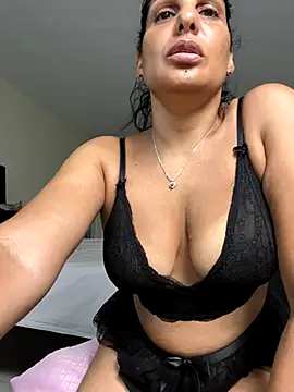 Snapshot of Red-Diamond chatting on 21, 9, 2025 Red-Diamond online show from 21, 9, 2025