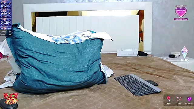 Snapshot of FlirtDeea chatting on 22, 11, 2025 FlirtDeea online show from 22, 11, 2025