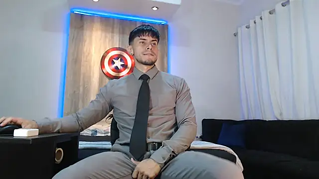 Snapshot of Andrew_4_ chatting on 18, 2, 2025 Andrew 4 online show from 18, 2, 2025