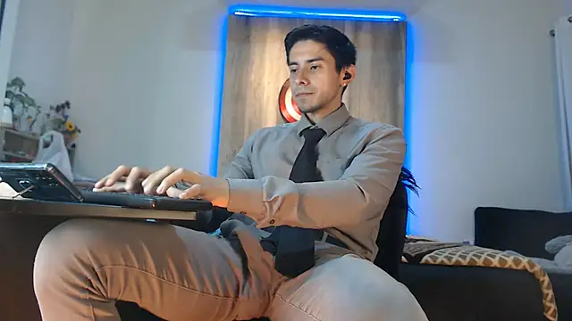 Snapshot of Andrew_4_ chatting on 26, 9, 2025 Andrew 4 online show from 26, 9, 2025