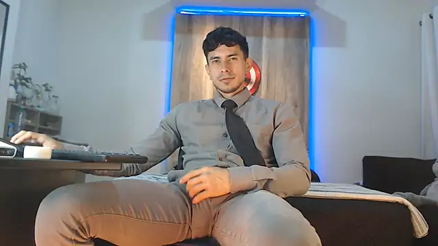 Snapshot of Andrew_4_ chatting on 11, 10, 2025 Andrew 4 online show from 11, 10, 2025