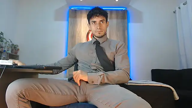 Snapshot of Andrew_4_ chatting on 14, 11, 2025 Andrew 4 online show from 14, 11, 2025