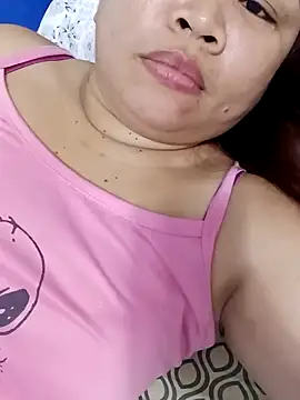 XXLorie 02 online show from 9, 3, 2025