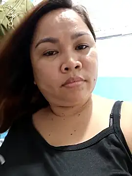 Snapshot of XXLorie_02 chatting on 14, 6, 2026 XXLorie 02 online show from 14, 6, 2026