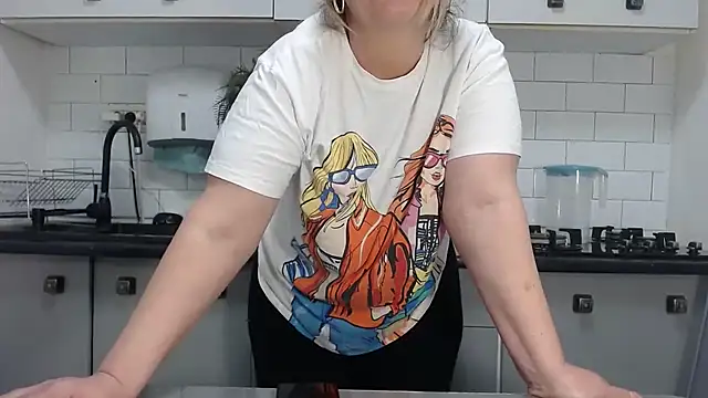 Snapshot of erikaerika chatting on 3, 1, 2025 erikaerika online show from 3, 1, 2025