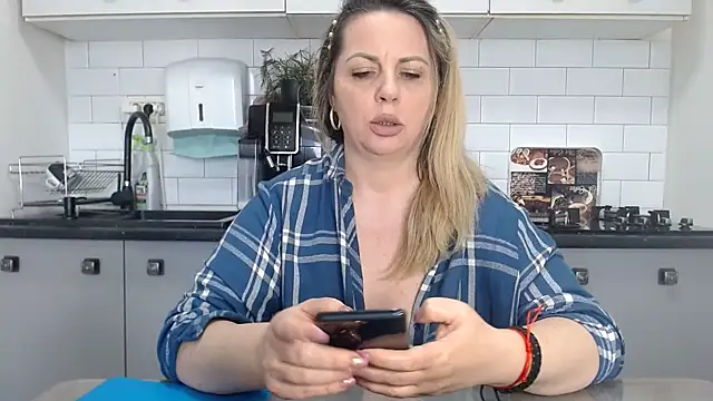 Snapshot of erikaerika chatting on 7, 3, 2025 erikaerika online show from 7, 3, 2025