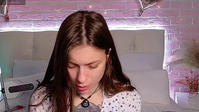 Eille Elfie online show from 20, 11, 2025