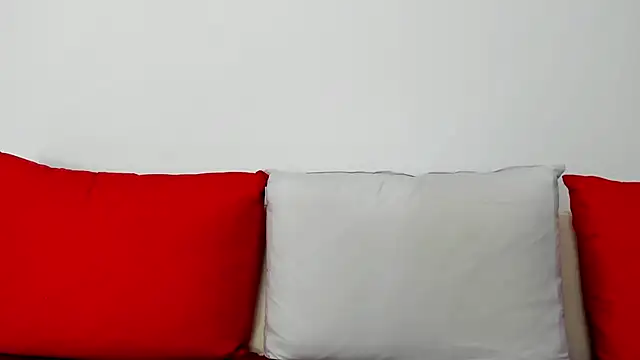Snapshot of cute_angel95 chatting on 6, 2, 2025 cute angel95 online show from 6, 2, 2025