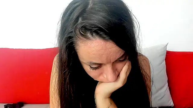 Snapshot of cute_angel95 chatting on 28, 10, 2025 cute angel95 online show from 28, 10, 2025