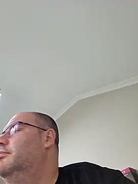 Andrew1900529 online show from 27, 11, 2025