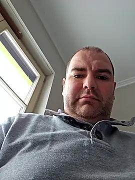 Andrew1900529 online show from 15, 1, 2026