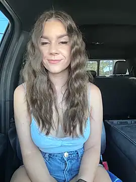 Snapshot of MaggyMayI chatting on 23, 10, 2025 MaggyMayI online show from 23, 10, 2025