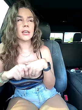 Snapshot of MaggyMayI chatting on 25, 11, 2025 MaggyMayI online show from 25, 11, 2025