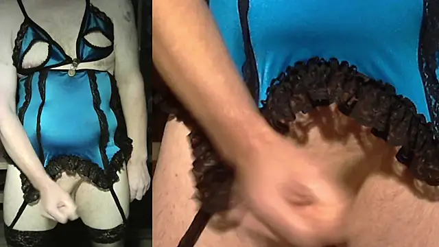 Snapshot of fetishkraut chatting on 24, 10, 2025 fetishkraut online show from 24, 10, 2025