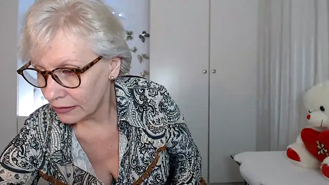 Ghertrude52 online show from 19, 3, 2025