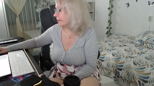 Ghertrude52 online show from 27, 3, 2026