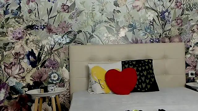 RoseDiamond06 online show from 10, 3, 2025