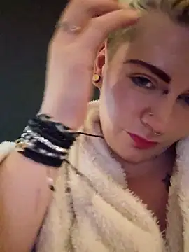 PinkTheHawk online show from 18, 11, 2025