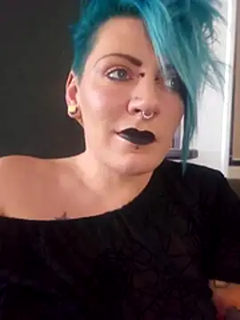 PinkTheHawk online show from 19, 3, 2026