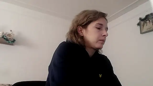 SexxyLety online show from 17, 12, 2025