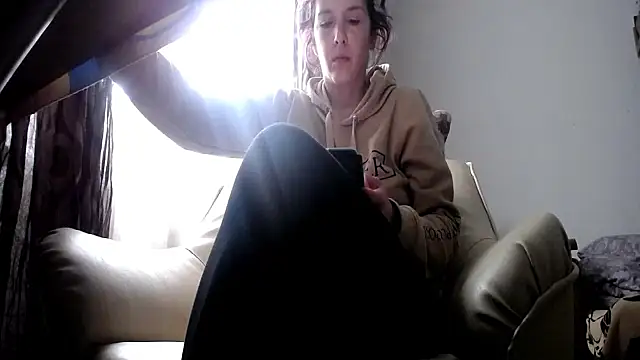 Snapshot of SexxyLety chatting on 18, 4, 2026 SexxyLety online show from 18, 4, 2026